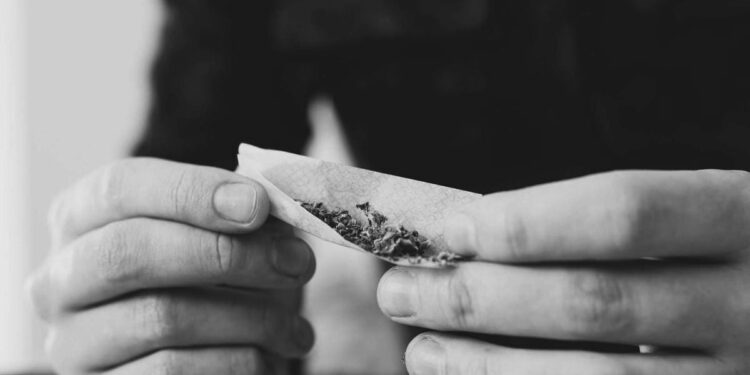 Tchad : Drogue et création artistique, entre illusion d’inspiration et réalités de l&rsquo;addiction