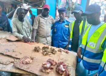 N’Djaména : La police sanitaire municipale sensibilise les bouchers du marché à Mil