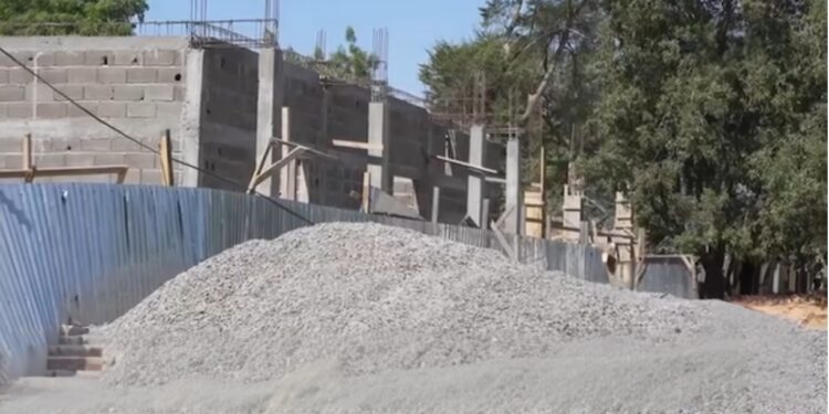 N&rsquo;Djaména : Interdiction de dépôt de matériaux de construction sur la voie publique dans le 1ᵉʳ Arrondissement
