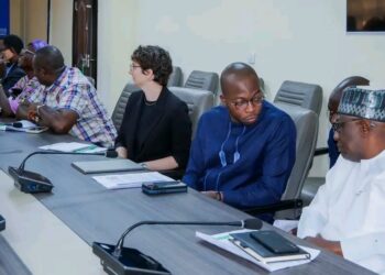 Tchad : Le ministre de santé reçoit des équipes des fondations Dangote et Gates pour renforcer la vaccination et la riposte contre le choléra.