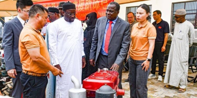 Tchad : la Chine remet du matériel agricole pour soutenir la riziculture locale