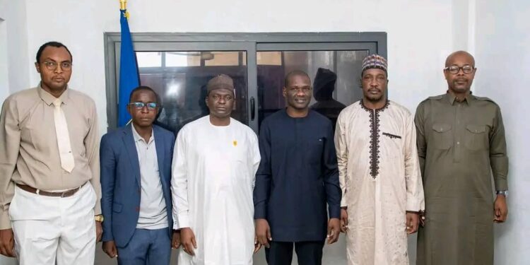 Tchad : Le ministre du Commerce et de l’Industrie reçoit le nouvel Ambassadeur du Nigeria
